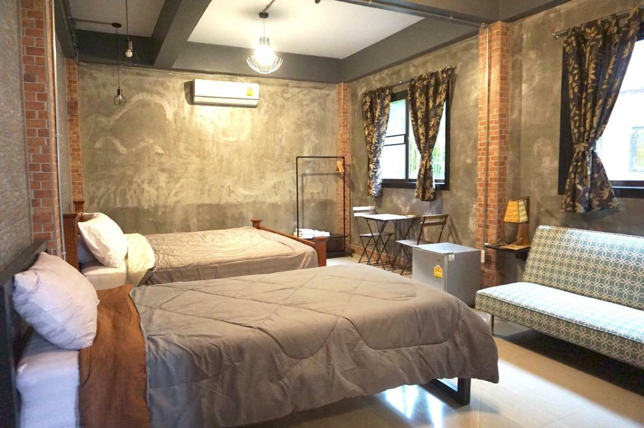 Sawatdee Guesthouse The Original Bangkok Exterior foto